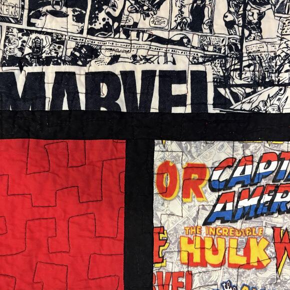 Marvel Comics Handmade Quilt Throw Blanket 38x72 Superhero Patchwork‎ Minky Red - Picture 4 of 11